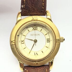 Vintage Revlon Womens 8” Genuine Leather/Gold Tone Quartz Watch New Battery